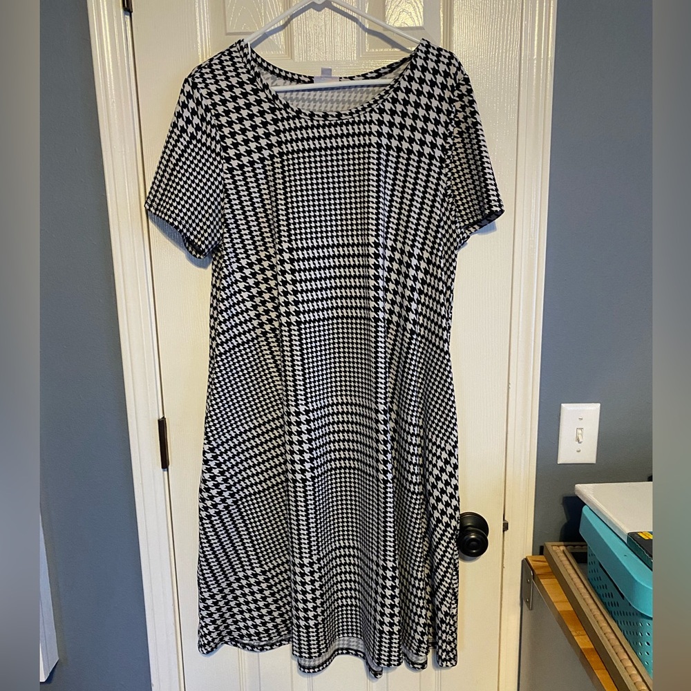 LuLaRoe Jessie Dress (L)
